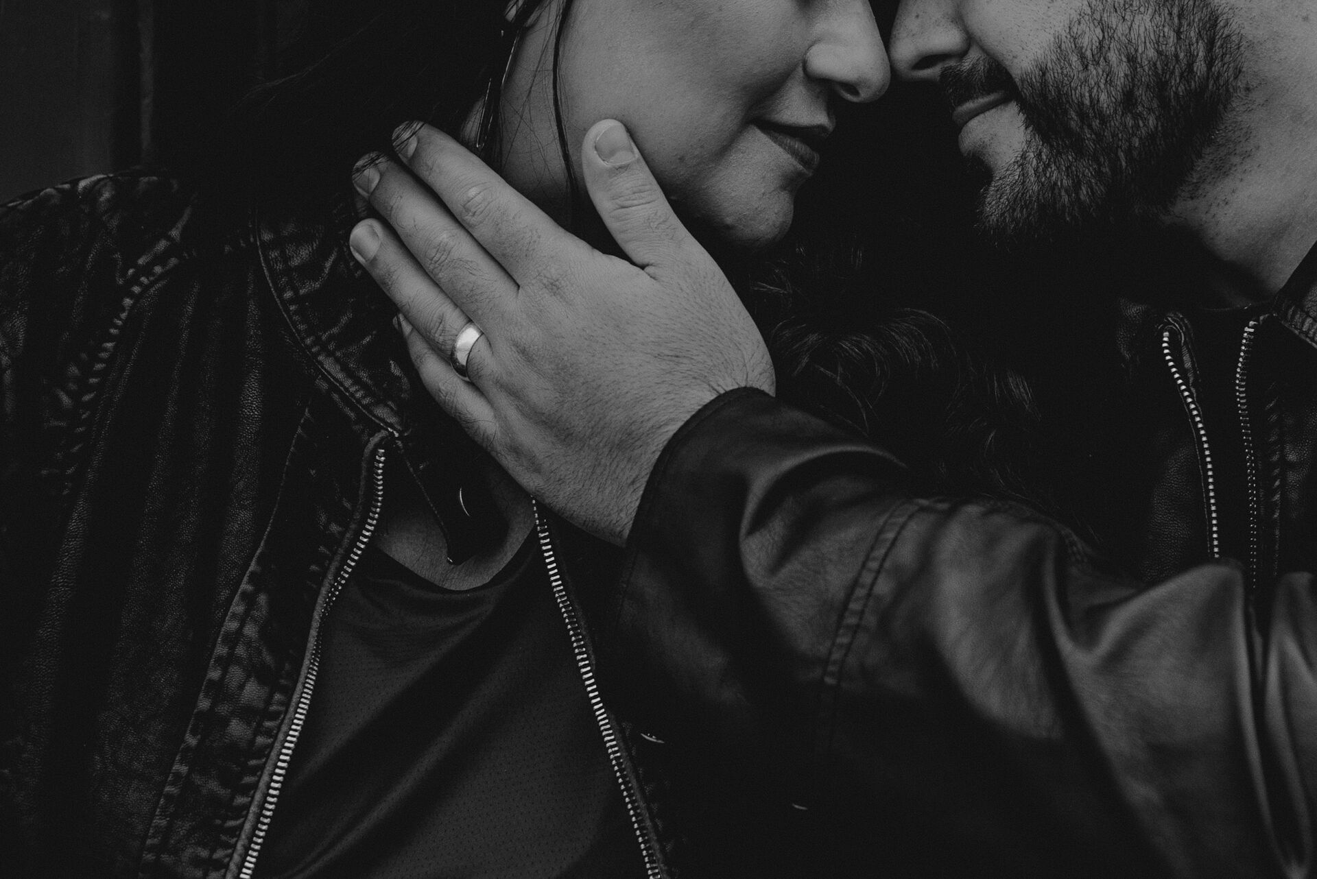 Foto As 5 linguagens do amor e como um ensaio fotográfico de casal é o presente ideal Foto As 5 linguagens do amor e como um ensaio fotográfico de casal é o presente ideal - Imagem 3
